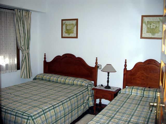 Oto Casa Herrero الغرفة الصورة